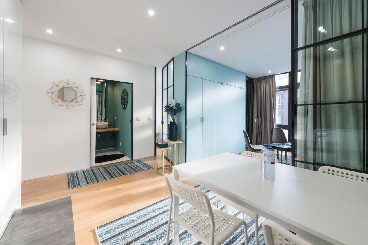 Lovelystay - Wohaza Apartment With Free Private Parking Porto Bagian luar foto