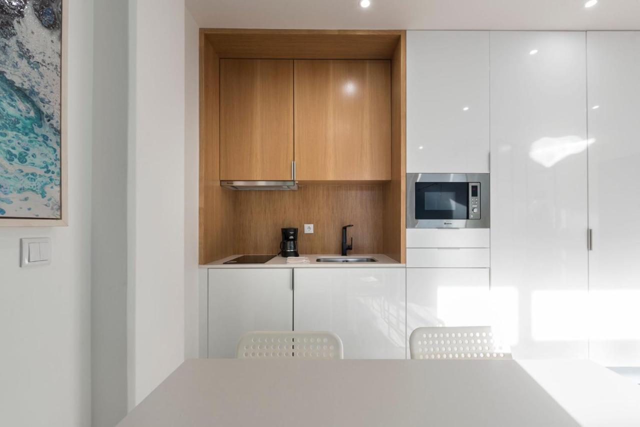 Lovelystay - Wohaza Apartment With Free Private Parking Porto Bagian luar foto
